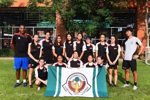 中国女篮败给韩国错失亚运决赛，教练强调不能以一战论英雄